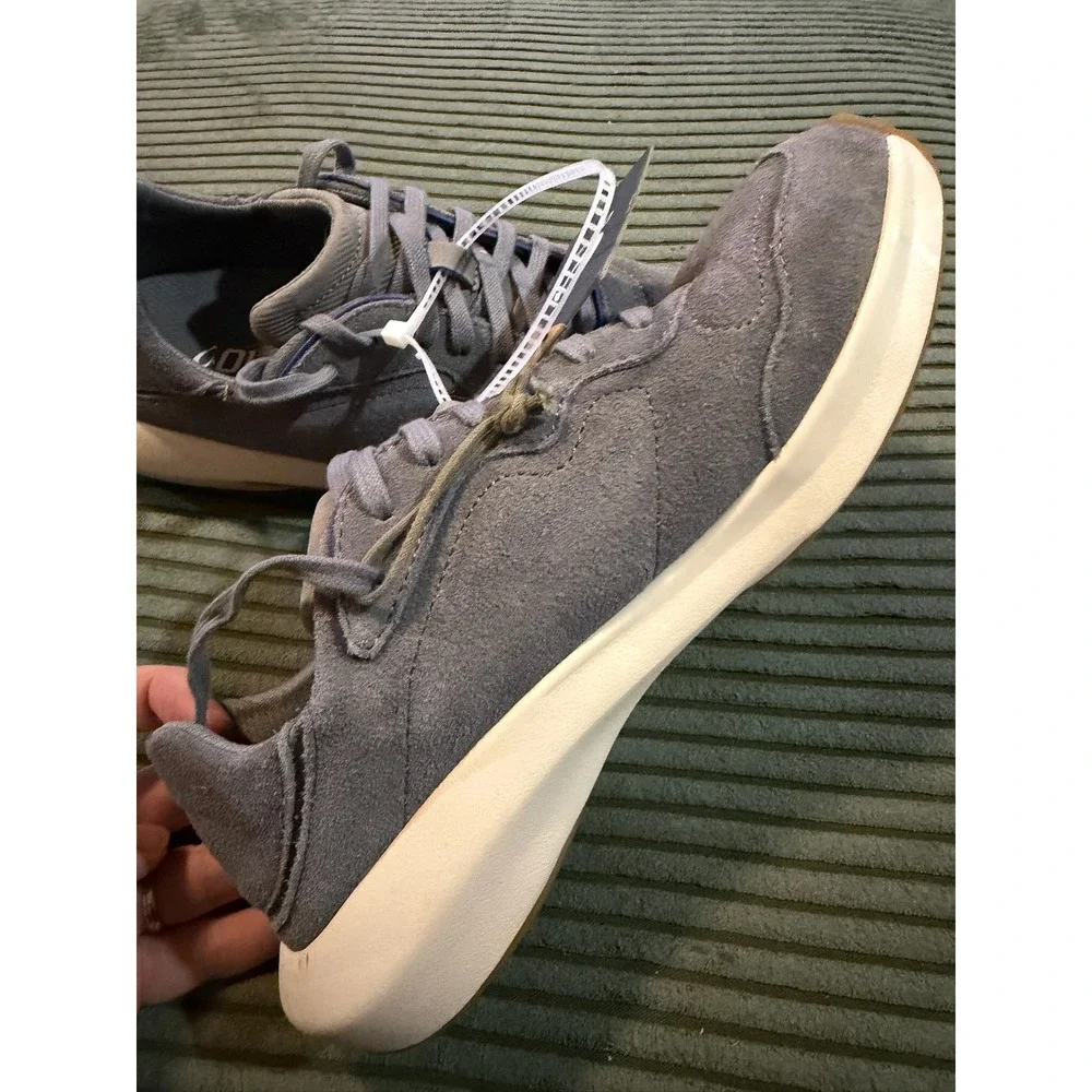 OluKai Koheo Mens Charcoal Grey Suede Sneakers Shoes‎ 10525-2626 Size 7 NEW
